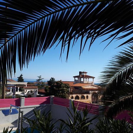 Helles Doppelzimmer Mit Bad, Terrasse Und Pool, Seperater Eingang, Liznjan, Istrien Zewnętrze zdjęcie