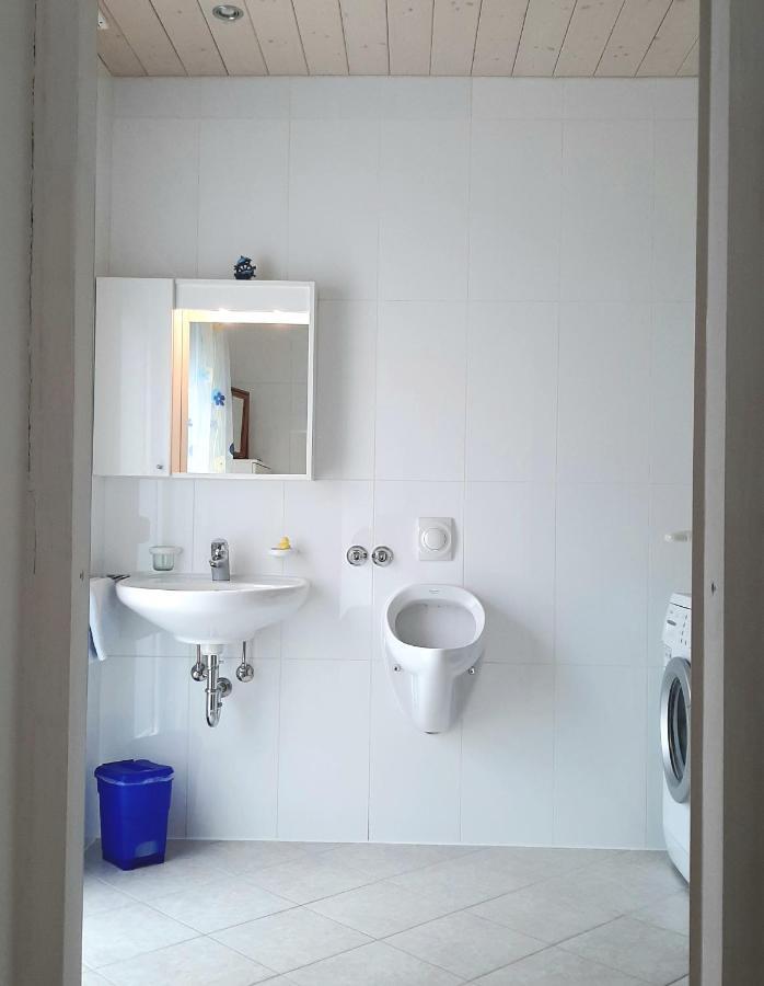 Helles Doppelzimmer Mit Bad, Terrasse Und Pool, Seperater Eingang, Liznjan, Istrien Zewnętrze zdjęcie